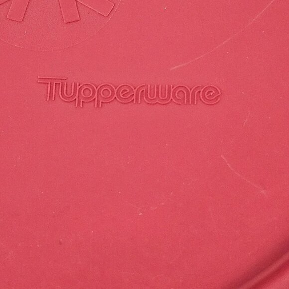 Tupperware One Touch Canister Set of 2 B and D Pink Seals 2710 2708 Food Storage - Picture 4 of 9